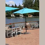 Campsite Mobile 2 Au Bord Du Lac, Peche Gratuite Sans Permis