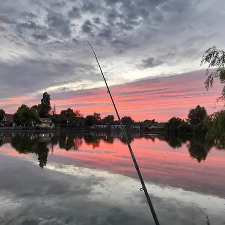 Kamp alanı Mobile 2 Au Bord Du Lac, Peche Gratuite Sans Permis Ardres