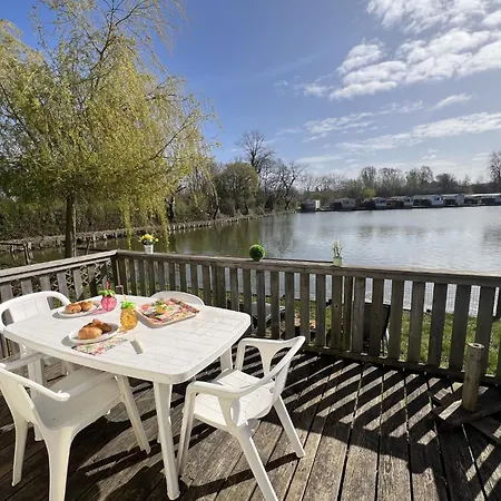 Kamp alanı Mobile 2 Au Bord Du Lac, Peche Gratuite Sans Permis Ardres