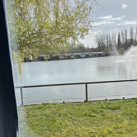 Kamp alanı Mobile 2 Au Bord Du Lac, Peche Gratuite Sans Permis