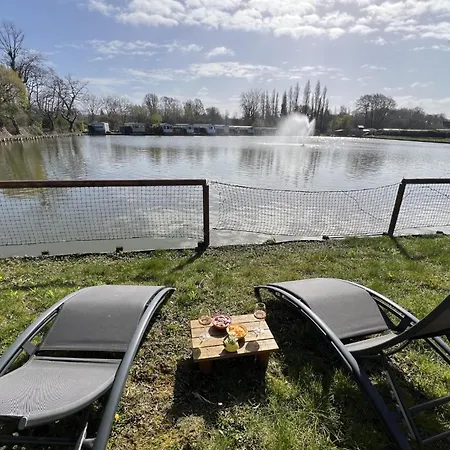 Kamp alanı Mobile 2 Au Bord Du Lac, Peche Gratuite Sans Permis *