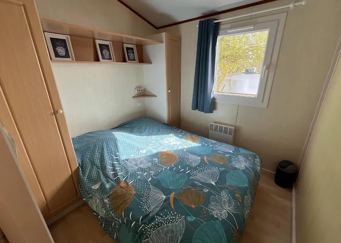 Mobile 2 Au Bord Du Lac, Peche Gratuite Sans Permis *